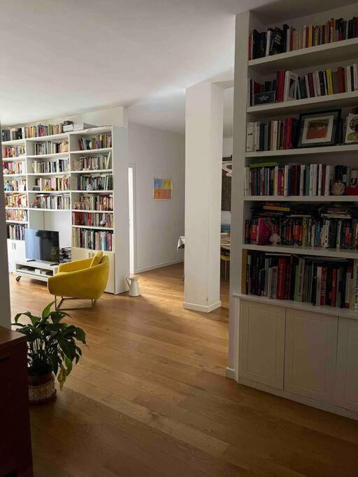 Umbertina Apartment Bari Luaran gambar