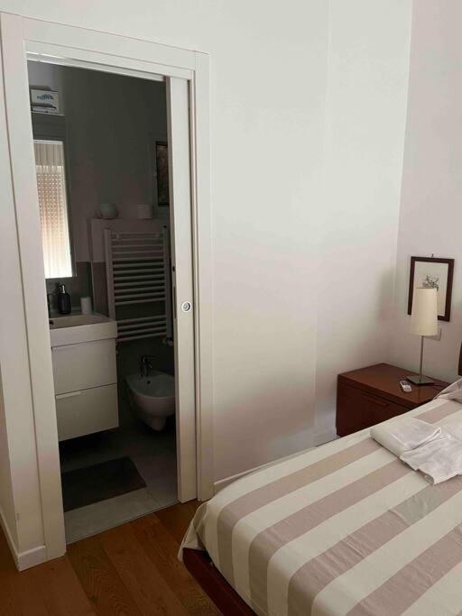 Umbertina Apartment Bari Luaran gambar